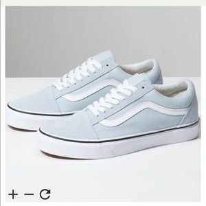 Old skool Light blue vans size 7.5 never worn with tag still attached